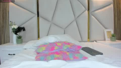 Snapshot of rebeca_brown_ chatting on 04.23.26 Rebeca online show from 04.23.26