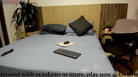 I invite you to my birthday on November 3th  online show from 02.09.26