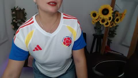 Snapshot of rebeca_milf chatting on 06.17.26 REBECA online show from 06.17.26