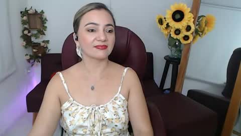 Snapshot of rebeca_milf chatting on 06.22.26 REBECA online show from 06.22.26