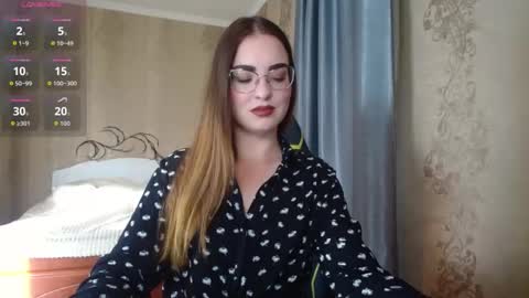 Snapshot of rebecca_ccaa chatting on 05.29.26 Rebecca online show from 05.29.26