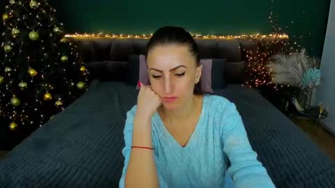 Snapshot of rebecca_diamonds chatting on 01.06.25 rebecca_diamonds online show from 01.06.25