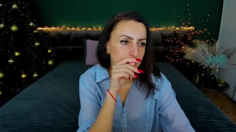 Snapshot of rebecca_diamonds chatting on 01.10.25 rebecca_diamonds online show from 01.10.25