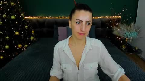 Snapshot of rebecca_diamonds chatting on 01.13.25 rebecca_diamonds online show from 01.13.25