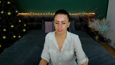 Snapshot of rebecca_diamonds chatting on 01.13.25 rebecca_diamonds online show from 01.13.25