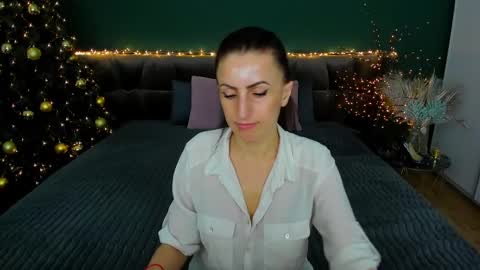 Snapshot of rebecca_diamonds chatting on 01.20.25 rebecca_diamonds online show from 01.20.25