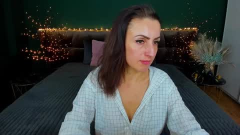 Snapshot of rebecca_diamonds chatting on 01.23.25 rebecca_diamonds online show from 01.23.25