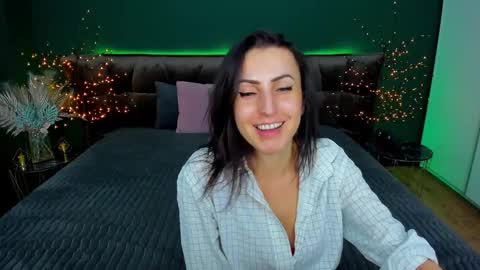 Snapshot of rebecca_diamonds chatting on 03.02.25 rebecca_diamonds online show from 03.02.25