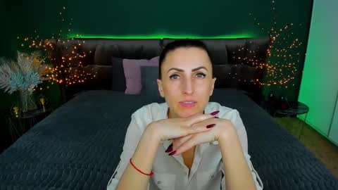 Snapshot of rebecca_diamonds chatting on 03.03.25 rebecca_diamonds online show from 03.03.25