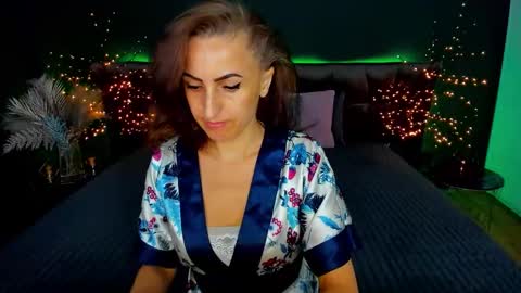 Snapshot of rebecca_diamonds chatting on 09.17.25 rebecca_diamonds online show from 09.17.25