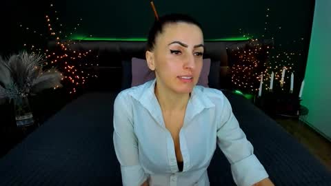 rebecca_diamonds online show from 03.11.26