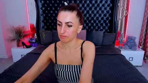 rebecca_diamonds online show from 03.26.26