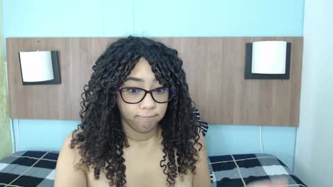 R E B E C A online show from 02.05.25