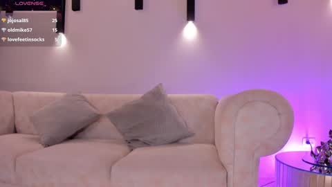 Rebe online show from 01.30.25