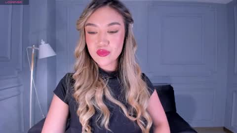Snapshot of rebeccahudson_ chatting on 04.18.26 Rebe online show from 04.18.26
