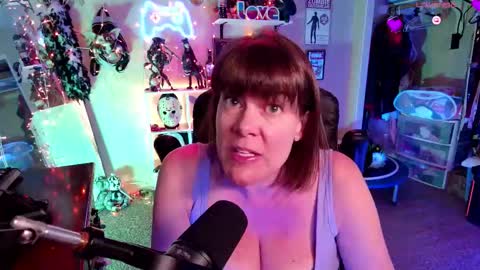 Rebecca Love online show from 02.11.26