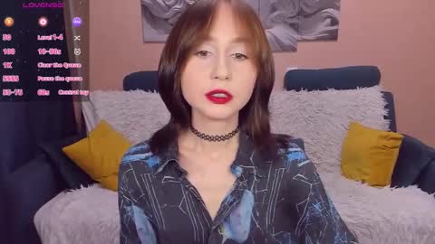 Snapshot of rebeccawind chatting on 09.16.25 RebeccaWind online show from 09.16.25