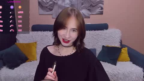 Snapshot of rebeccawind chatting on 10.17.25 RebeccaWind online show from 10.17.25