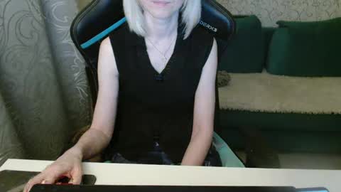 RebesaOlset online show from 02.12.25