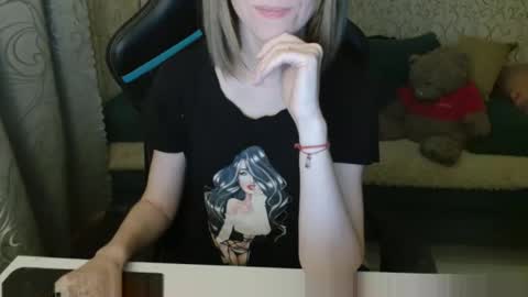 RebesaOlset online show from 10.04.25