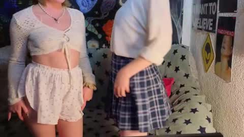 Lara online show from 12.19.25