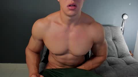 twitter REECET26 instagram RECCETAYLOR online show from 10.08.25