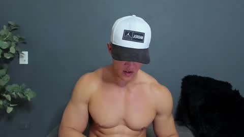 twitter REECET26 instagram RECCETAYLOR online show from 01.05.26