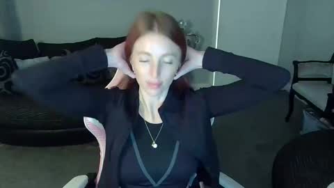 Red -  online show from 02.09.26