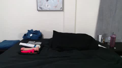 Red Hot Rachael online show from 01.11.25