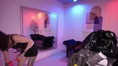 Res Moon online show from 10.07.25