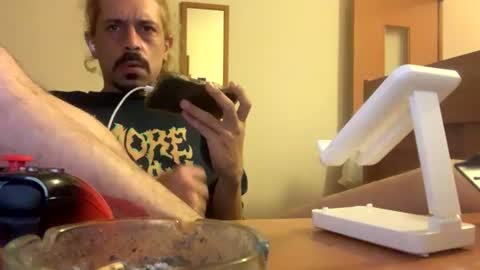 Snapshot of red_room420 chatting on 07.19.26 red_room420 online show from 07.19.26