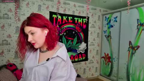 Snapshot of red_rose12 chatting on 05.18.26 Jane online show from 05.18.26