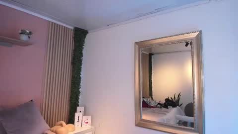 Stefany    online show from 02.13.25