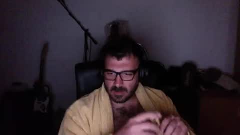 Snapshot of redbonezzzz chatting on 04.06.26 redbonezzzz online show from 04.06.26