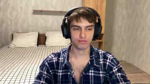 Snapshot of redbullshine chatting on 09.14.25 redbullshine online show from 09.14.25