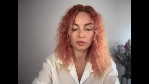Snapshot of reddgirll chatting on 10.21.25 reddgirll online show from 10.21.25