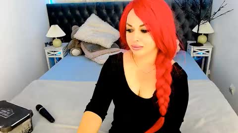 redheadeva online show from 10.18.25