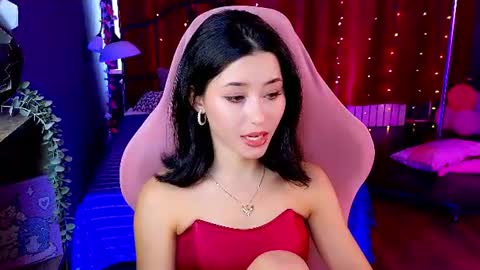 Snapshot of redmidnight_ chatting on 06.18.26 Kiara online show from 06.18.26