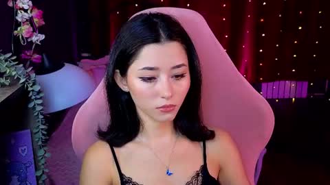 Snapshot of redmidnight_ chatting on 06.24.26 Kiara online show from 06.24.26