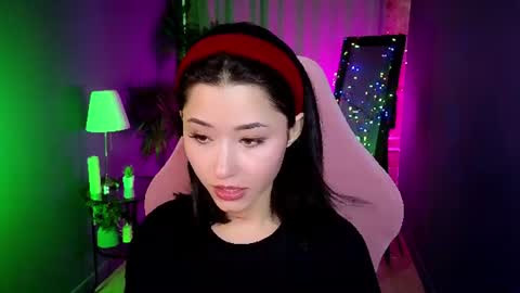 Snapshot of redmidnight_ chatting on 07.28.26 Kiara online show from 07.28.26