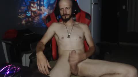 Snapshot of redragonwolf chatting on 10.27.25 redra online show from 10.27.25