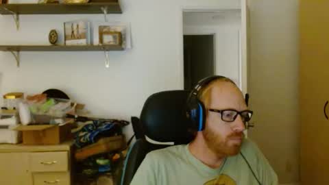 Snapshot of redrob57 chatting on 11.18.25 redrob57 online show from 11.18.25