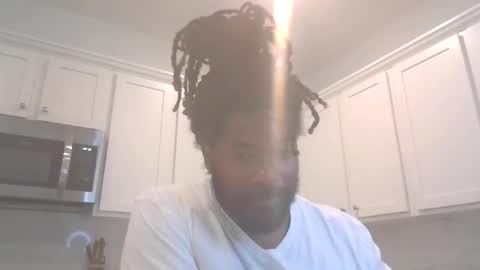 Snapshot of reek0000 chatting on 05.19.26 reek0000 online show from 05.19.26