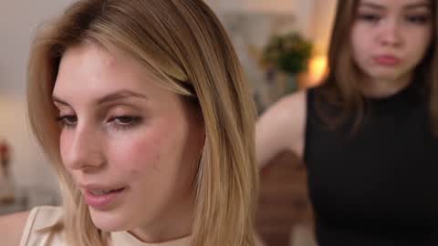 JessyinCherri yang online show from 12.28.24