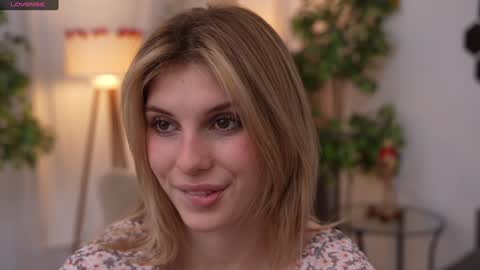 JessyinCherri yang online show from 01.18.25