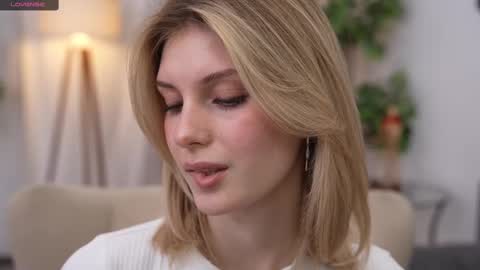 JessyinCherri yang online show from 02.10.25