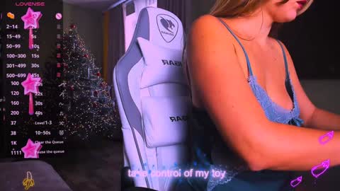 reggieMeow online show from 12.17.24