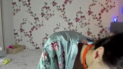 Snapshot of reginamoon12 chatting on 10.30.25 Alisa online show from 10.30.25