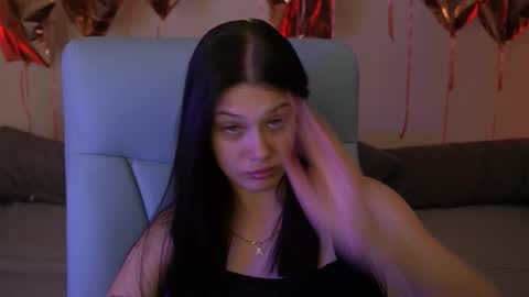 Snapshot of reginawine chatting on 09.13.25 ReginaWine online show from 09.13.25