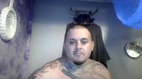 Snapshot of reheadspuppet chatting on 12.04.25 reheadspuppet online show from 12.04.25